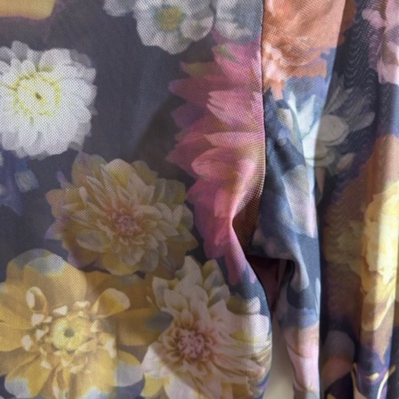 Urban Outfitters Out From Under - floral mesh long sleeve top - size L - Picture 3 of 3